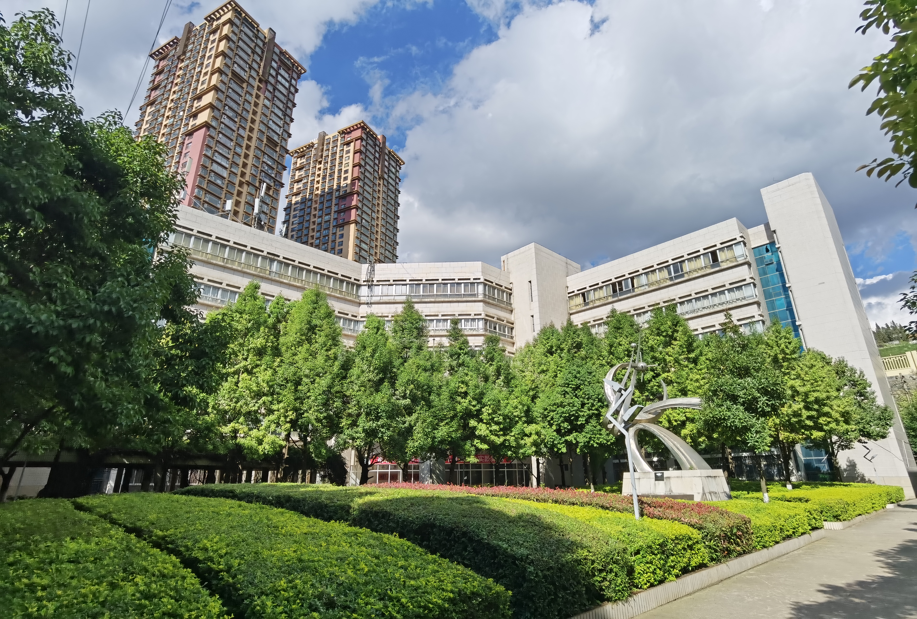 學校全圖.jpg